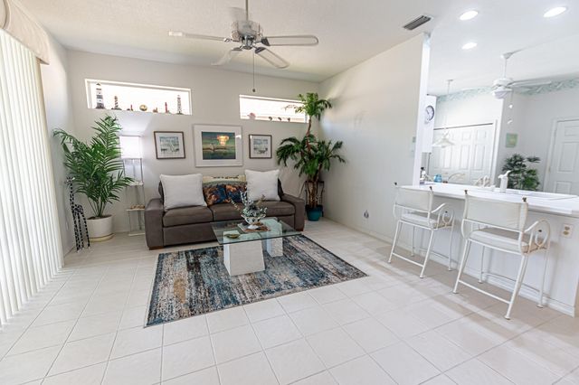 517 NW Galatone Court, Port St. Lucie, Port St Lucie, FL 34986