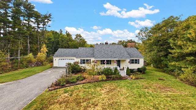 75A Wenham Rd, Carver, MA 02330