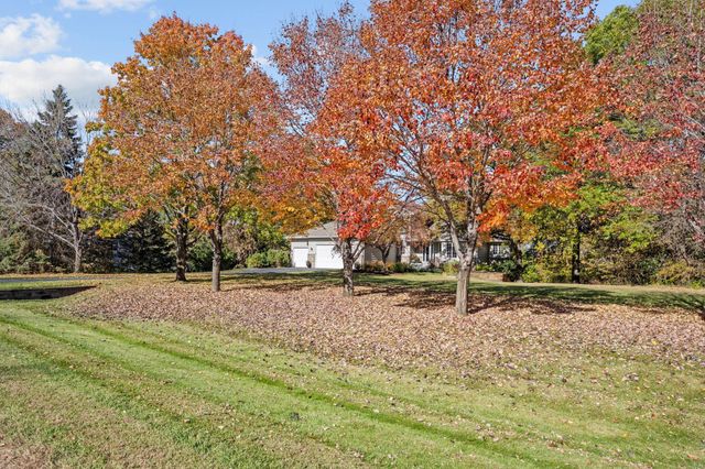 23000 Heather Ridge Drive, Rogers, MN 55374