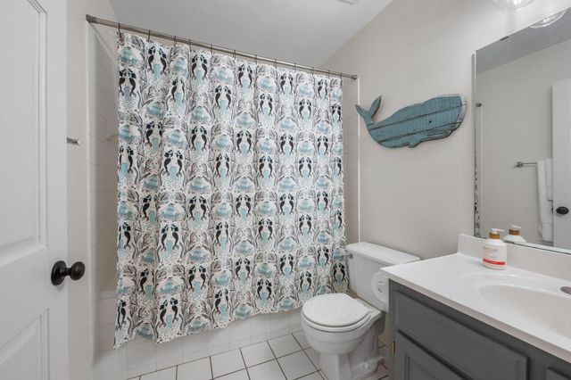 23000 Heather Ridge Drive, Rogers, MN 55374