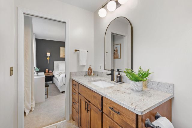 23000 Heather Ridge Drive, Rogers, MN 55374
