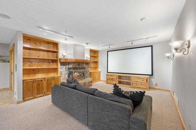 23000 Heather Ridge Drive, Rogers, MN 55374