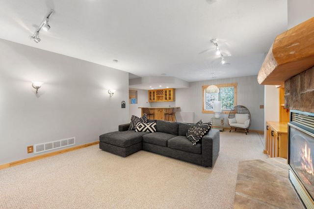 23000 Heather Ridge Drive, Rogers, MN 55374
