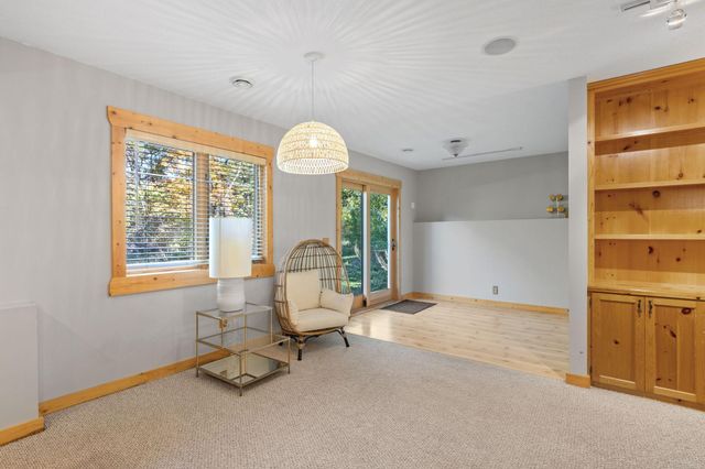 23000 Heather Ridge Drive, Rogers, MN 55374