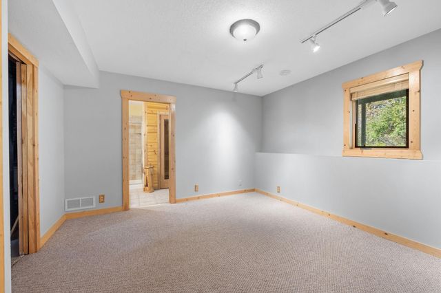 23000 Heather Ridge Drive, Rogers, MN 55374