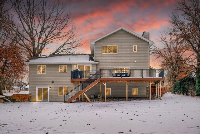 23000 Heather Ridge Drive, Rogers, MN 55374