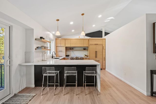 23000 Heather Ridge Drive, Rogers, MN 55374