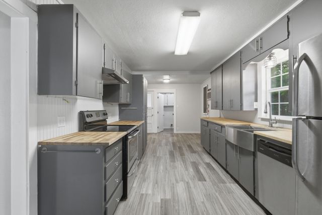 1821 N State Highway 19, Emory, TX 75440