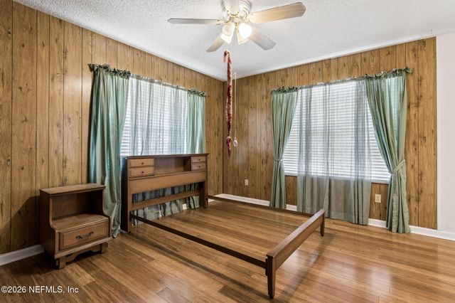 1826 FAYE Road, Jacksonville, FL 32218