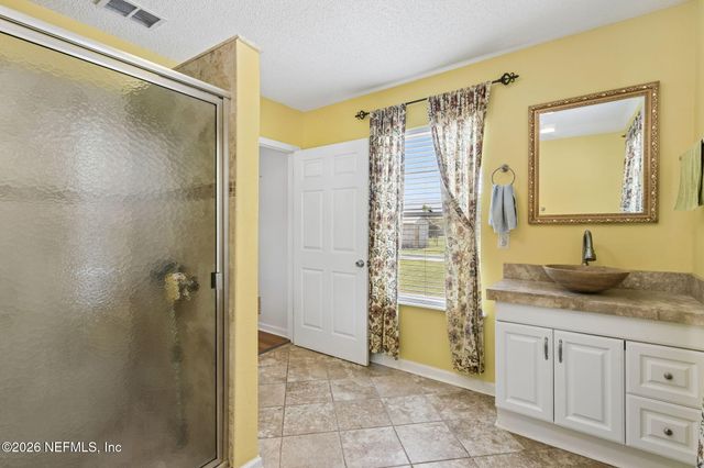 1826 FAYE Road, Jacksonville, FL 32218