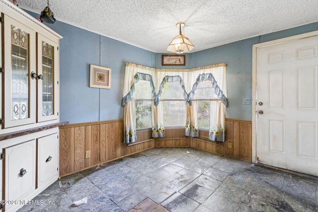 1826 FAYE Road, Jacksonville, FL 32218