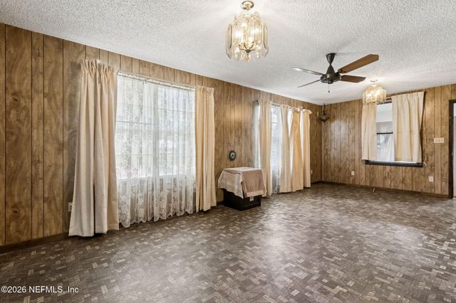 1826 FAYE Road, Jacksonville, FL 32218