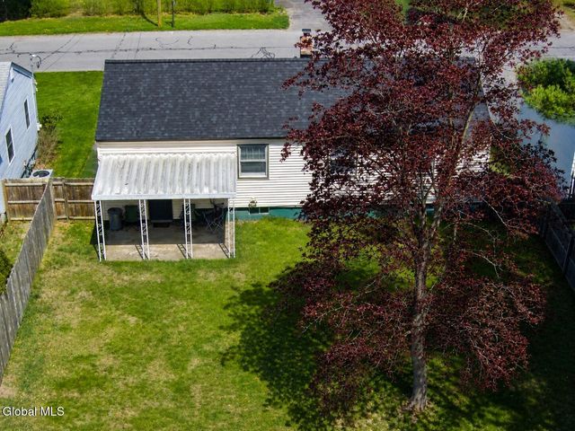 3270 McDonald Avenue, Schenectady, NY 12304