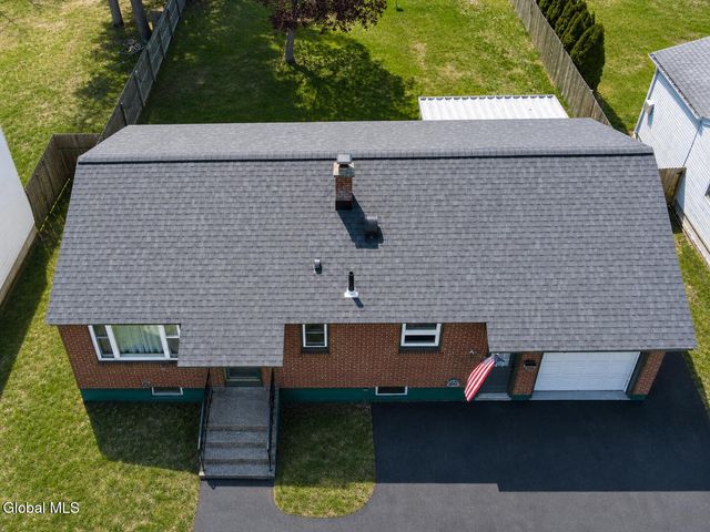 3270 McDonald Avenue, Schenectady, NY 12304