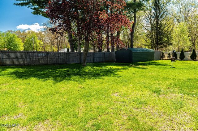 3270 McDonald Avenue, Schenectady, NY 12304