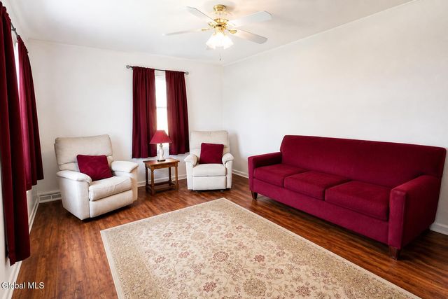 3270 McDonald Avenue, Schenectady, NY 12304