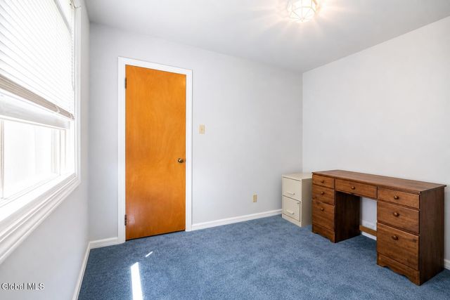 3270 McDonald Avenue, Schenectady, NY 12304