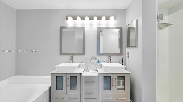 8356 SW 158th Ave, Miami, FL 33193