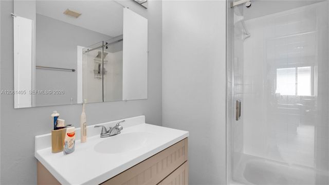 8356 SW 158th Ave, Miami, FL 33193