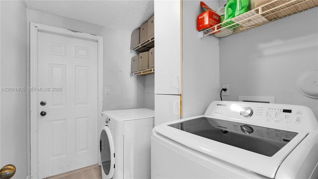 8356 SW 158th Ave, Miami, FL 33193