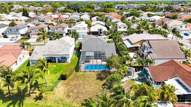8356 SW 158th Ave, Miami, FL 33193