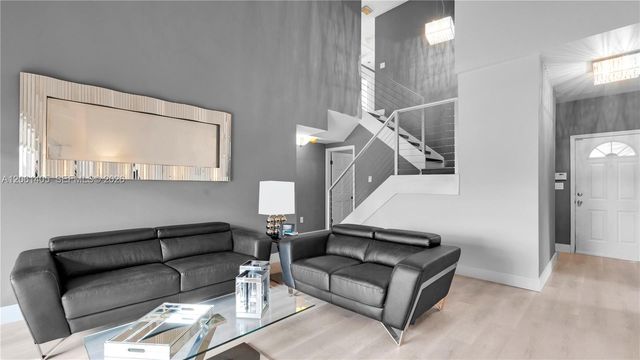 8356 SW 158th Ave, Miami, FL 33193