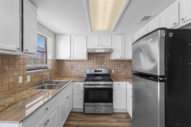 4238 Ridgedale Drive, Mesquite, TX 75150