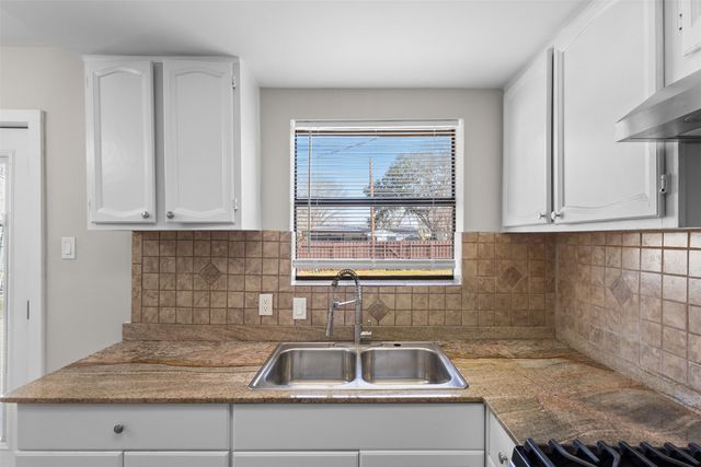 4238 Ridgedale Drive, Mesquite, TX 75150