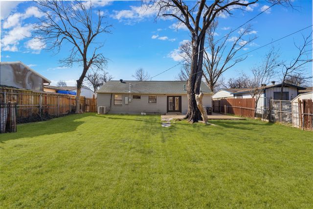 4238 Ridgedale Drive, Mesquite, TX 75150