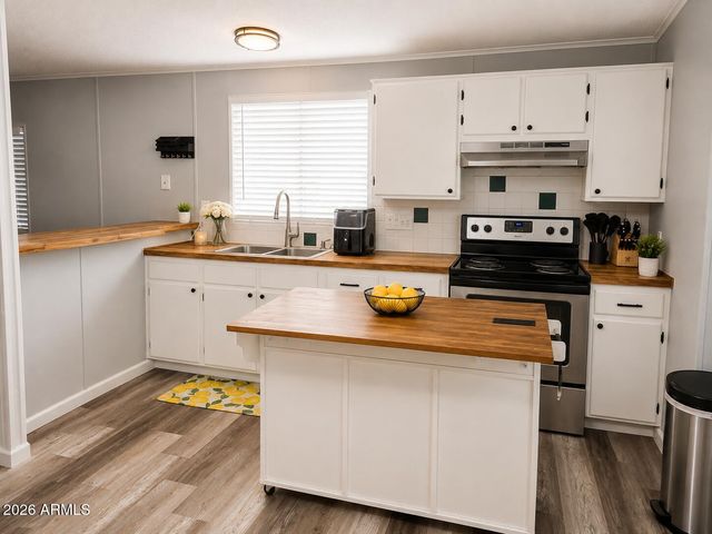 2292 N Ironwood Drive 97, Apache Junction, AZ 85120