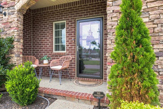 1637 Summit Rdg, Lebanon, TN 37090