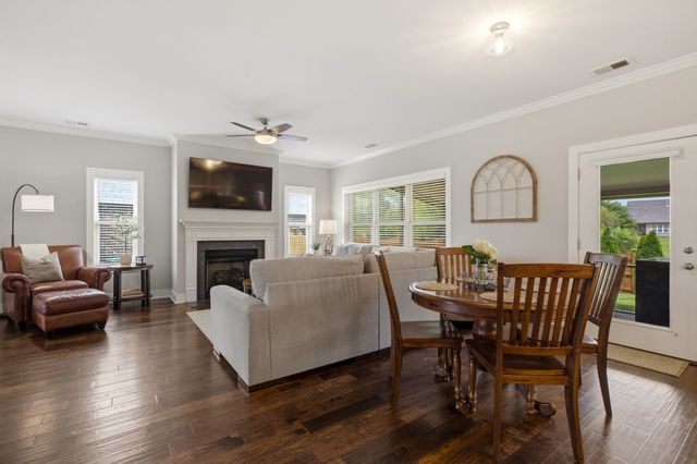 1637 Summit Rdg, Lebanon, TN 37090