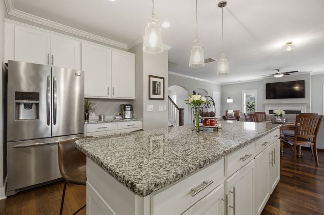 1637 Summit Rdg, Lebanon, TN 37090