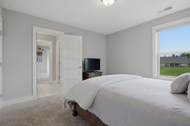 1637 Summit Rdg, Lebanon, TN 37090