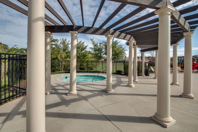 1637 Summit Rdg, Lebanon, TN 37090