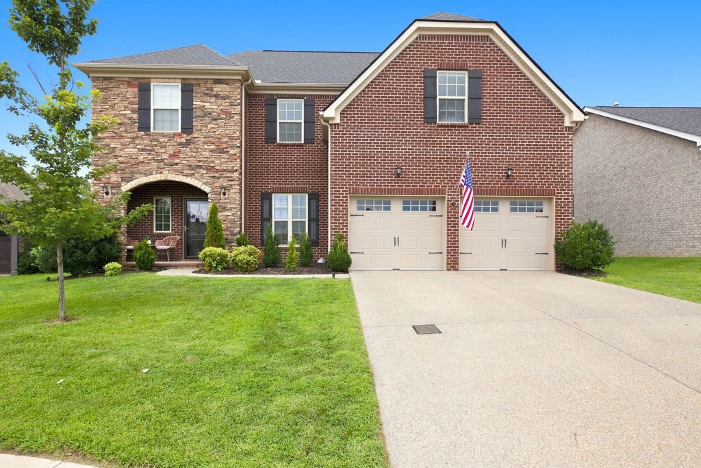 1637 Summit Rdg, Lebanon, TN 37090