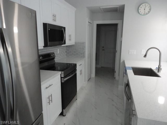 3805 6th ST W, Lehigh Acres, FL 33971