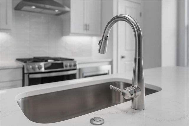 4231 Millcroft W Place 207, Buford, GA 30518