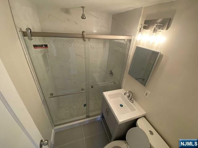 1013 Arlington Road, New Milford, NJ 07646