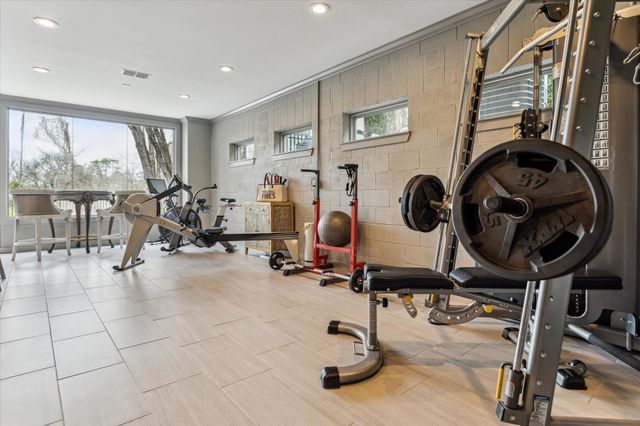 5602 Indian Circle, Houston, TX 77056