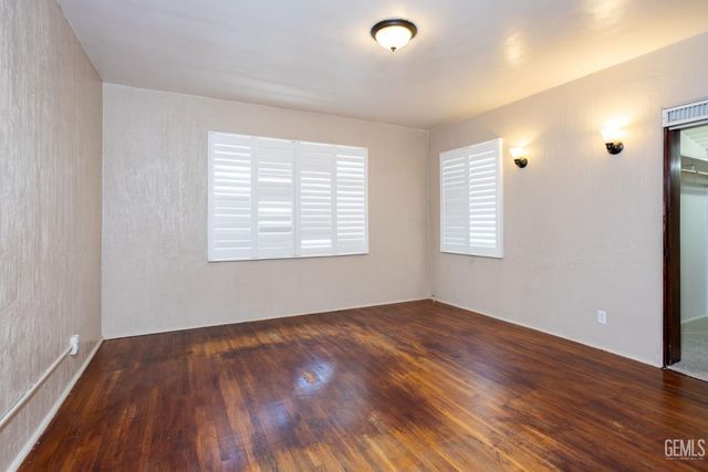 1515 Camino Primavera, Bakersfield, CA 93306