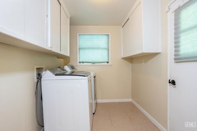 1515 Camino Primavera, Bakersfield, CA 93306