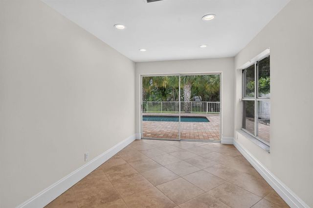 23338 La Vida Way, Boca Raton, FL 33433