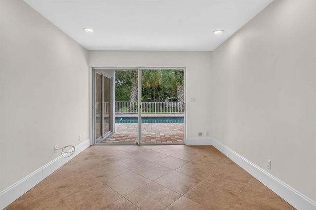 23338 La Vida Way, Boca Raton, FL 33433