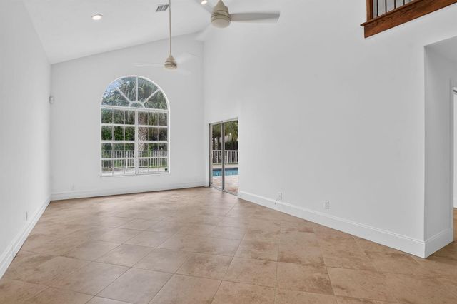 23338 La Vida Way, Boca Raton, FL 33433