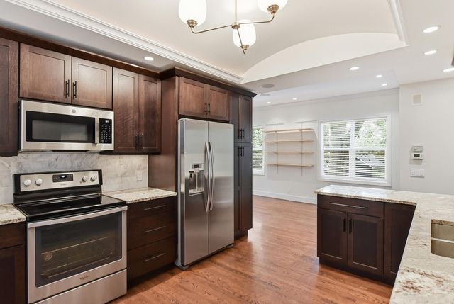 720 HAZEL Street, Council Bluffs, IA 51503