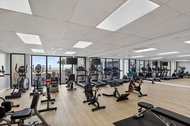 1147 Hillsboro Mile 908, Hillsboro Beach, FL 33062