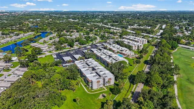 1310 GLEN OAKS DRIVE E 383E, Sarasota, FL 34232