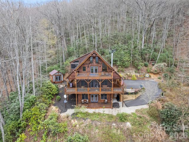 693 High Splendor Road, Robbinsville, NC 28771