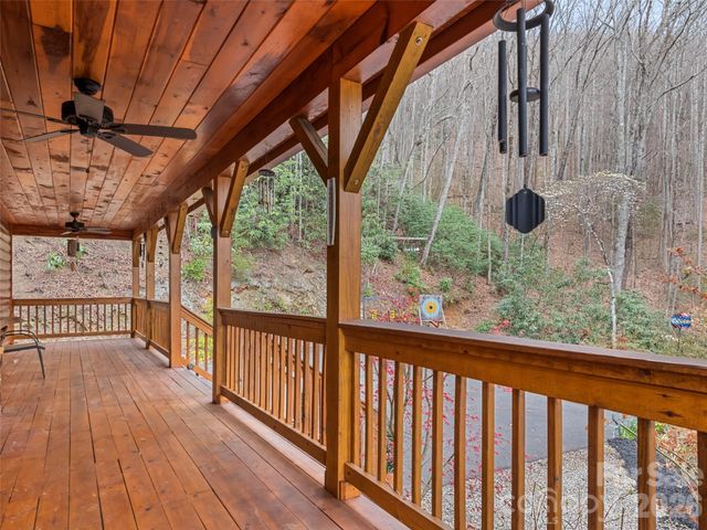693 High Splendor Road, Robbinsville, NC 28771